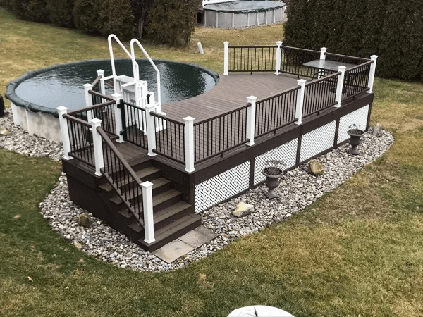 Traditional deck with skirted base for a clean, classic look.