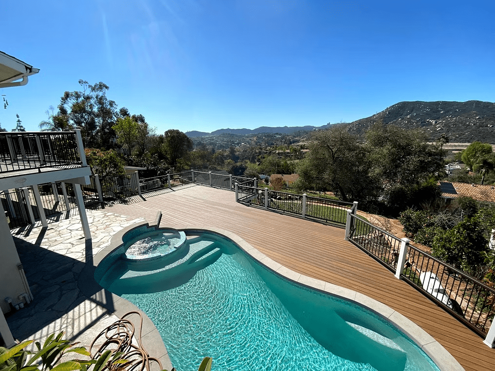 Trex pool deck in Havana Gold, featuring golden tones for a sunny, inviting space.